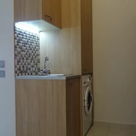 Cosmos Aparthotel 3*