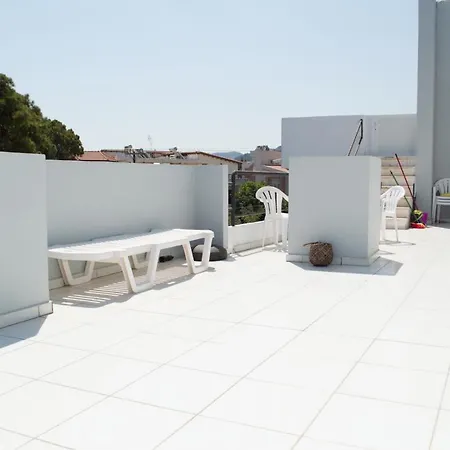 Aparthotel Cosmos 3*