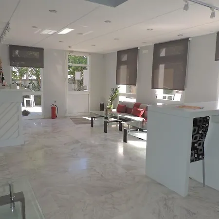 Cosmos Apart Otel 3*