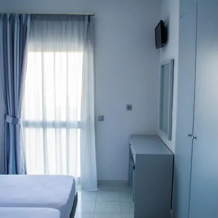 Cosmos Apart Otel 3*